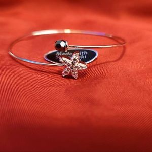 SOLD-New - Necklaces & Bracelets Made With Swarovski  Crystals, 99 Units Lot